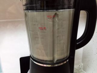 7、黑豆黑芝麻浆,操作需要30分钟