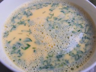 7、奶香薄荷馒头片,搅拌均匀，放在一边