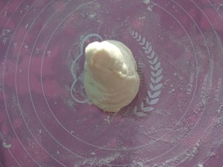 11、家常烙饼,大头向下，小头向上。