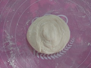 12、家常烙饼,按扁。