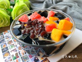 9、黑凉粉水果捞,成品图二