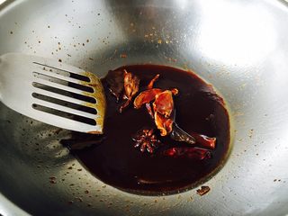 19、酱牛肉面,小火煸炒出香味