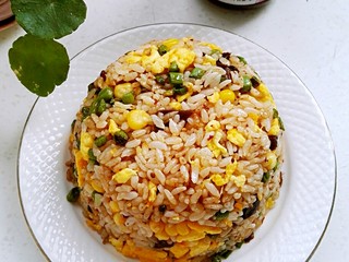 14、蛋炒饭,加了仲景香菇酱的蛋炒饭更美味！