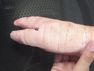 1、红烧猪蹄,猪蹄改刀凉水下锅