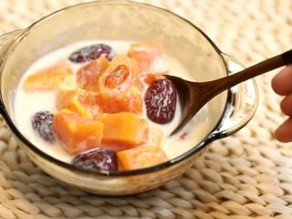 16、木瓜牛奶,这糖水我想每个女人都拒绝不了吧