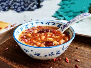 12、红豆花生燕麦粥,盛上一碗!完成!