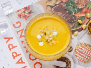 9、胡萝卜枸杞豆浆,成品图。