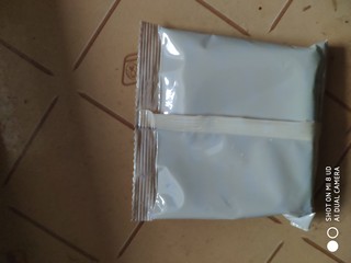 2、龟苓膏,取出一包龟苓膏粉