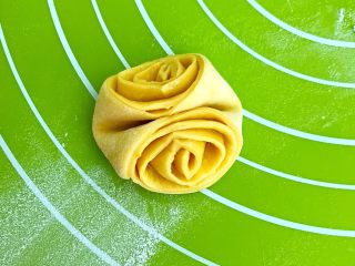 17、南瓜花卷,花卷做好了