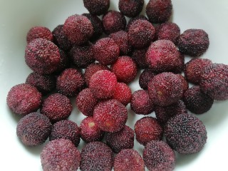 5、杨梅酒,晾干水份