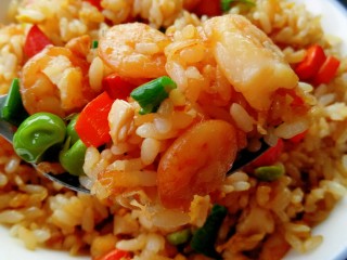16、虾仁炒饭,来一口吗？超好吃的哟????