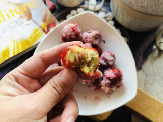 15、山楂球,酸酸甜甜非常好吃哦。