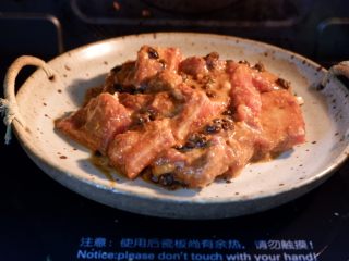 13、豆豉蒸排骨,上锅，中大火蒸20分钟左右