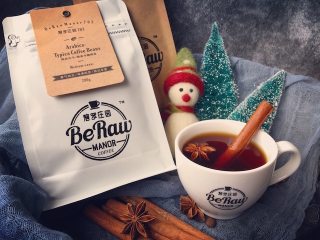 10、原创|热带雨林圣诞咖啡,这款圣诞咖啡除了咖啡的醇香,放入了热带香料和蜂蜜调味后,入口甘醇香甜、浓香滋养,还能带出一丝丝酒香。