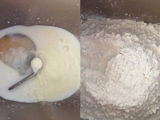 1、吐司面包,将所有材料除黄油外全部放入面包机，先放液体材料，糖、盐、奶粉放入，高筋面粉挖小窝儿放入酵母再盖起来