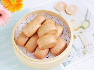 13、火龙果馒头,成品图。