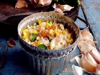 14、金蒜炒饭,上碗即可食用