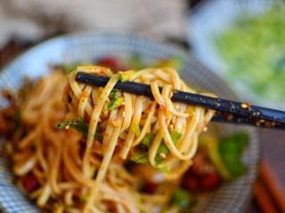 11、凉拌酸辣面,图三