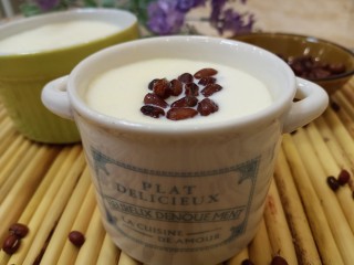 14、红豆双皮奶,建议晾凉后放在冰箱冷藏，吃起来最好吃了