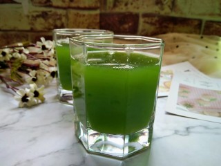 10、青瓜蜂蜜水,淡淡的青瓜香