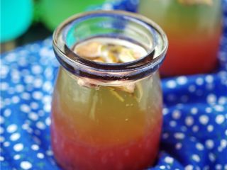 14、玫瑰鸡尾酒,玫瑰鸡尾酒做好啦！