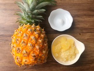 1、菠萝糖水,食材合影