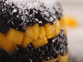 13、休闲小糕点香芒紫米糕-带带,一口下去香浓软糯