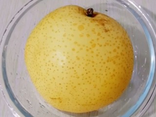 3、雪梨橙汁,雪梨一个备用