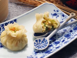 13、素烧麦, 完成后取出即可食用。皮薄而Q弹,馅料饱满,很好吃