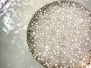 18、西米的完美煮法,还是煮5分钟，关火盖上锅盖焖20分钟