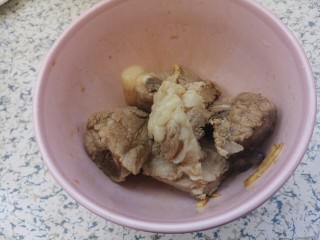 11、排骨焖饭,腌20分钟