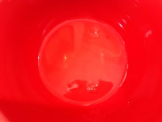 12、清火滋补之莲子双皮奶,蛋清一个打散