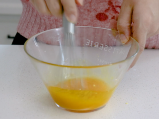 4、玛格丽特小饼干,搅拌均匀