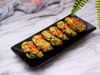 20、槐花胡萝卜鸡蛋饼,成品一