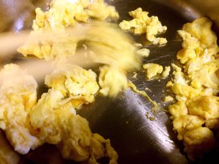 8、西兰花紫菜饭团,炒散