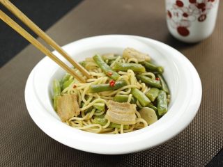 12、扁豆焖面,可以开吃了。