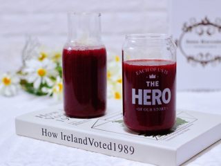 14、蓝莓葡萄甜汁,补血益气又缓解疲劳。