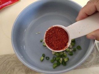 8、酸辣土豆粉,一勺辣椒粉