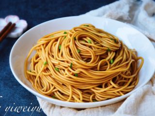 14、葱油拌面,美味简单拌面上桌