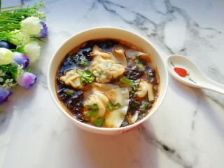 15、大馅馄饨,看着就好吃。