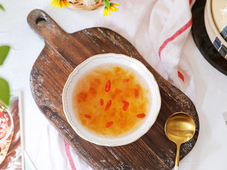 10、桃胶皂角米雪燕羹,成品图