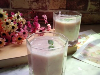 10、水蜜桃酸奶杯,酸酸甜甜的