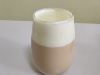 15、在家也可以制作奶茶,奶盖的量可以根据自己的需求添加，我这个是25g 奶盖。