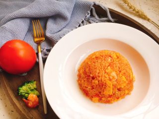 16、#炒饭秀# 番茄虾仁炒饭,番茄虾仁炒饭。