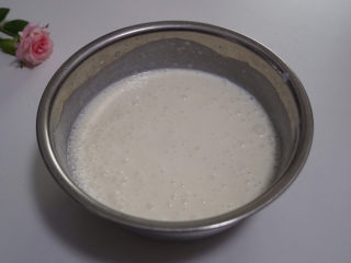 6、一口就爱上啦！香草冰淇淋????在家轻松制作！,再用电动打蛋器打发3分钟以上，直至冰淇淋体积膨化到1倍左右即可