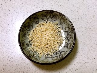 10、甜虾饭团,白熟芝麻