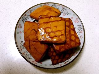 5、什锦卤煮,豆干清洗干净，沥干水份