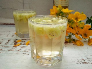 9、猕猴桃苹果醋饮,成品图