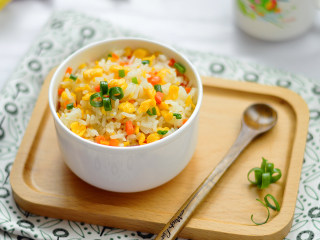 13、胡萝卜鸡蛋炒饭,陈品