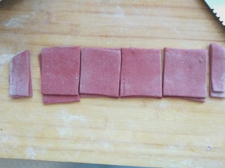 14、花样面食-福袋,分成大小一样的面片